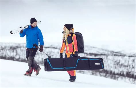 best ski bags|best luggage for skiing.